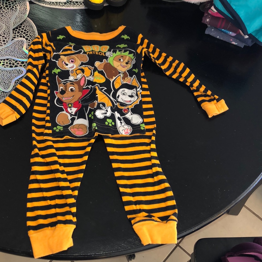 5/$20 toddler pjs